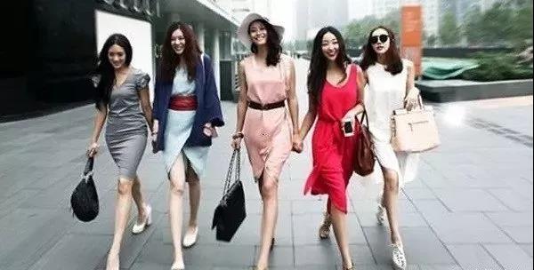 女人想要有尊严，一定要有自己的事业 ! ! !(图1)